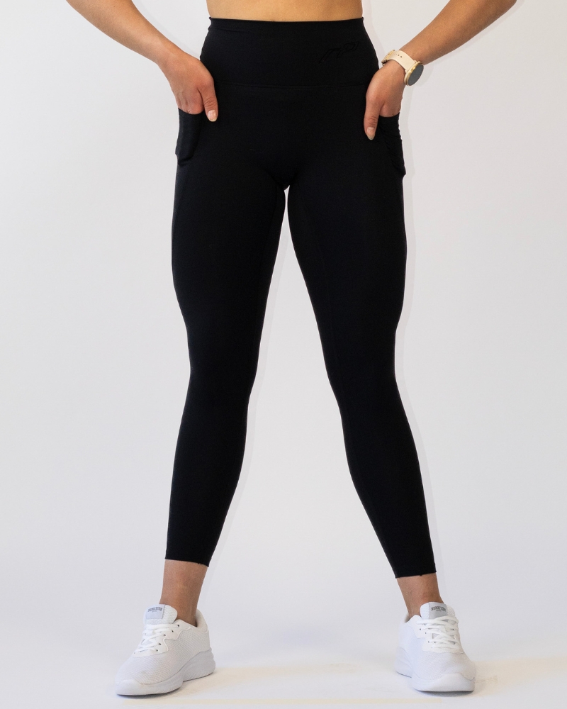 Naisten revenge 2.0 treenitrikoot, black