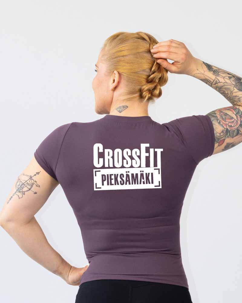 naisten-tee-purple-cf-pieksämäki