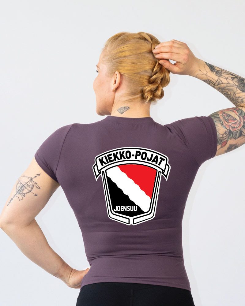 naisten-tee-purple-kiekko-pojat